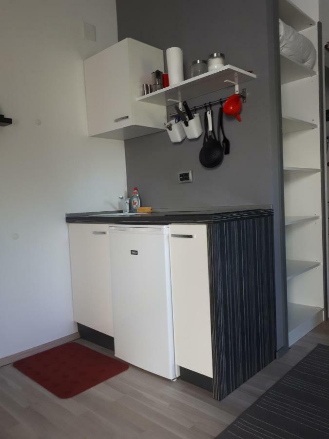 Studio Apartman Splash Pjescana Uvala Esterno foto